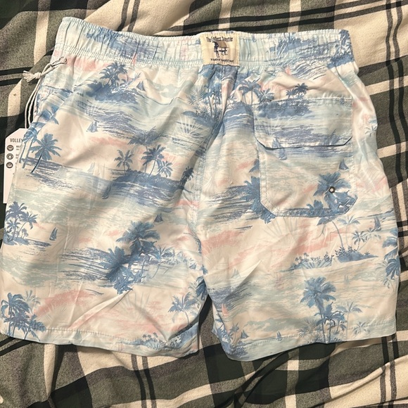 Men’s Swimwear - Picture 2 of 4